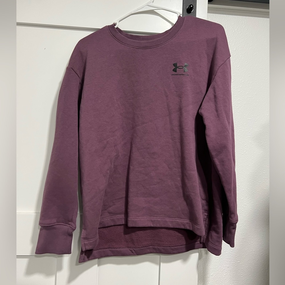 Plum purple under armour crew neck sweatshirt